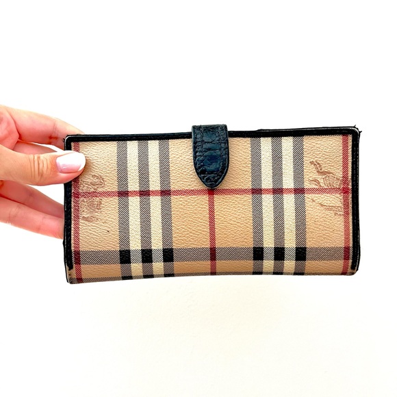 Burberry Vintage Check and Leather Folding Wallet - Picture 3 of 8
